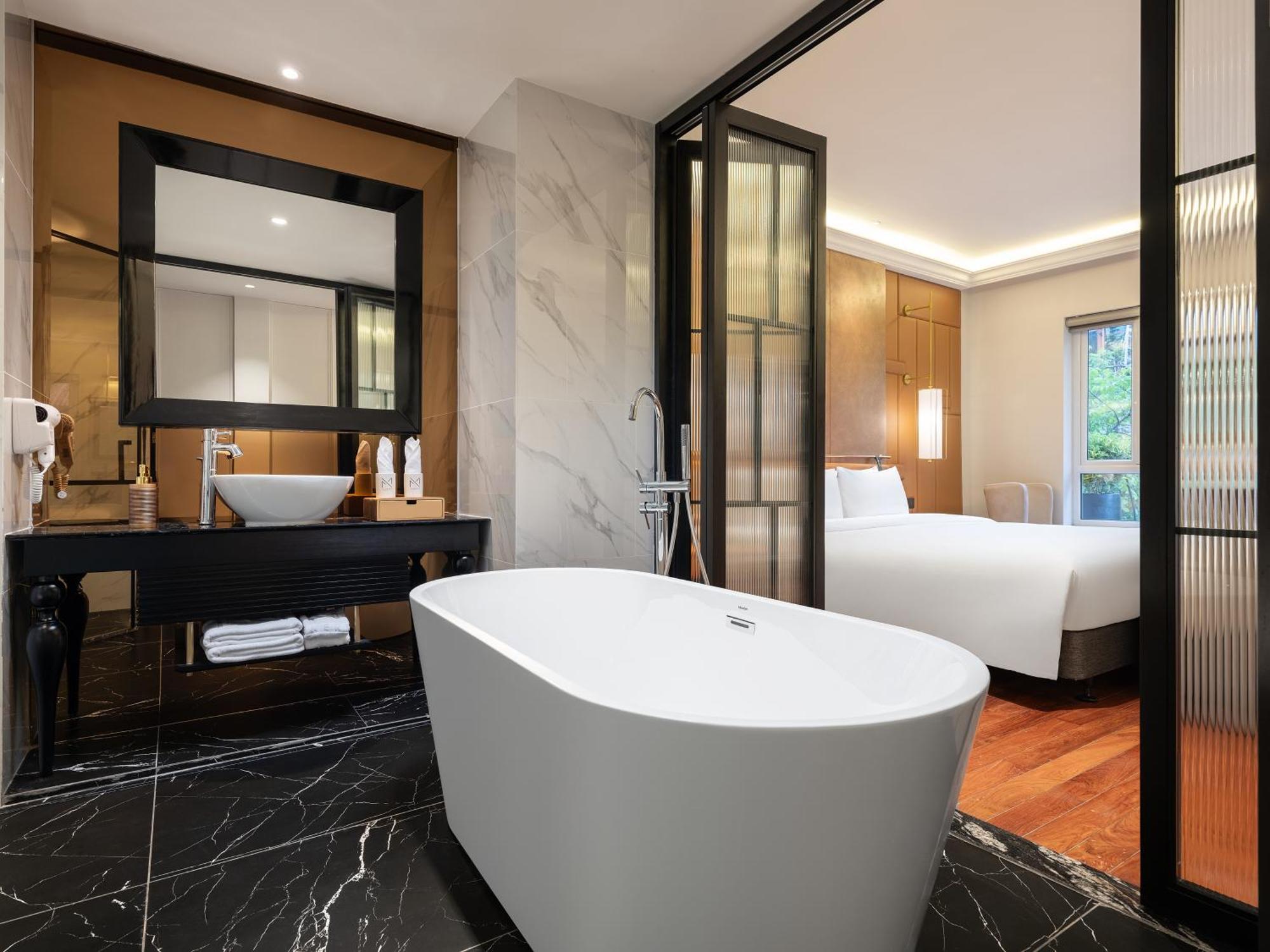 האנוי Minerva Premium Hotel מראה חיצוני תמונה